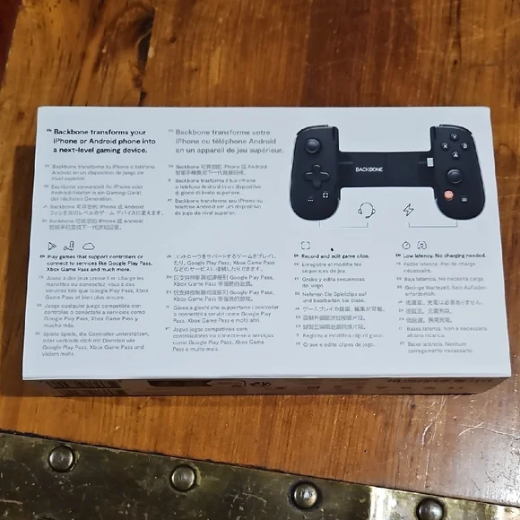 Backbone Mobile Gaming Controller for iPhone Or Android X Box Edition - Picture 2 of 3